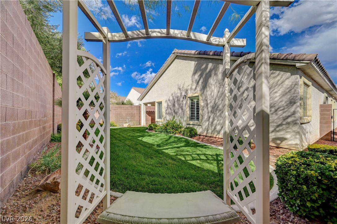 Photo 47 of 57, 2627 Thornview Street