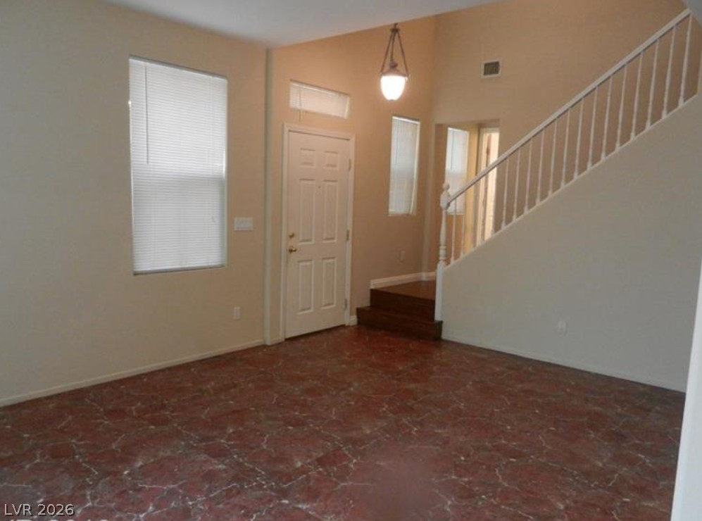 Photo 5 of 4421 Oberlander Avenue