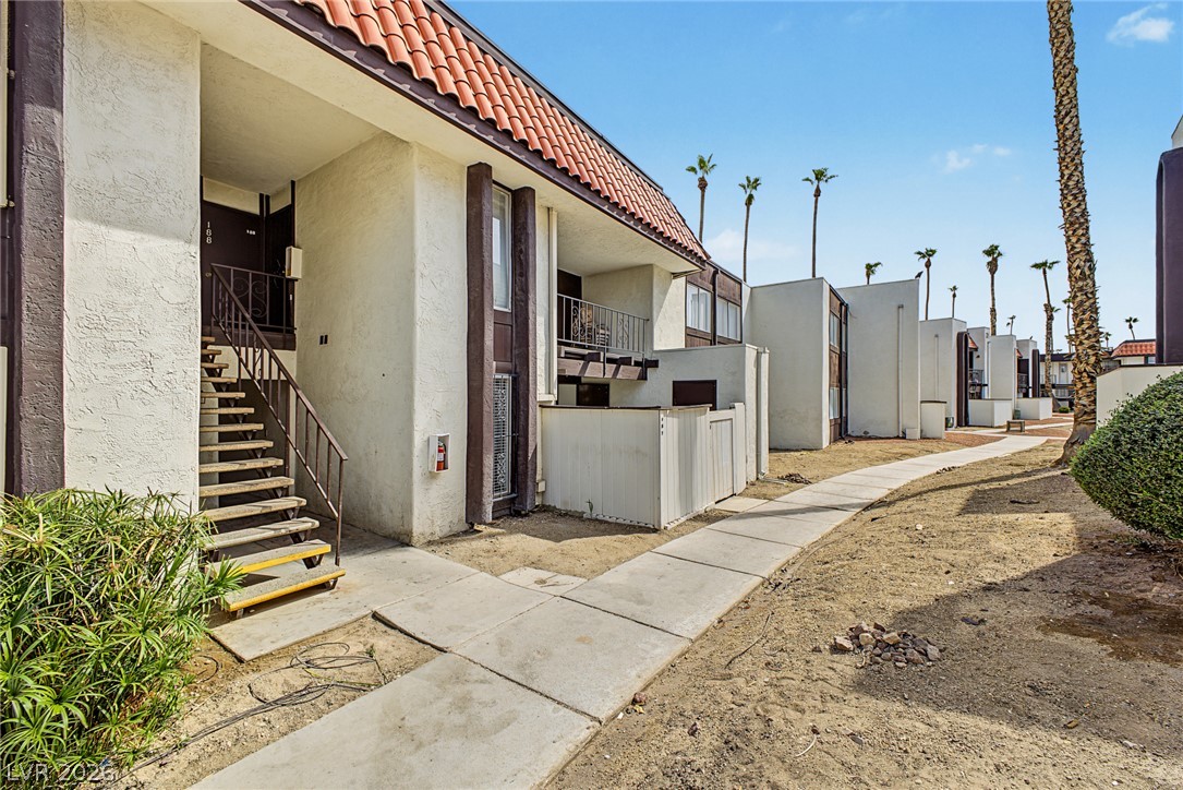 Photo 2 of 1405 Vegas Valley Drive #187
