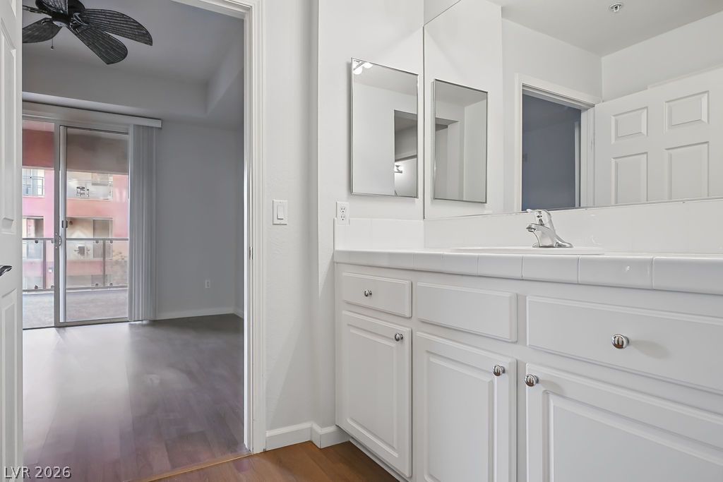 Photo 13 of 21, 47 E Agate Avenue #301