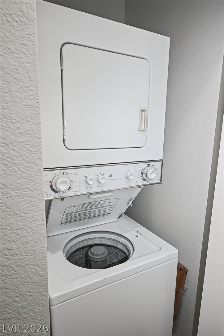 Photo 10 of 21, 47 E Agate Avenue #301