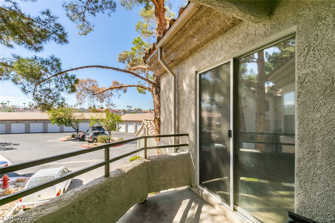 Photo 31 of 37, 2251 Wigwam Parkway #723