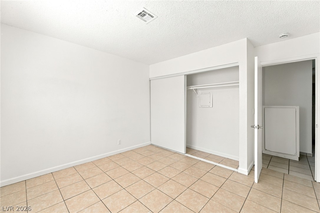 Photo 4 of 2553 Ellis Street