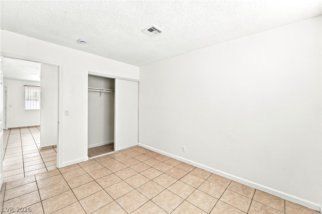 Photo 17 of 25, 2553 Ellis Street