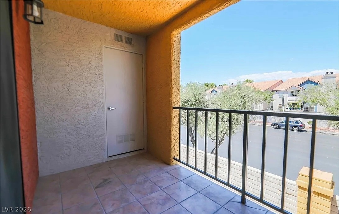 Photo 18 of 33, 2700 N Rainbow Boulevard #2137