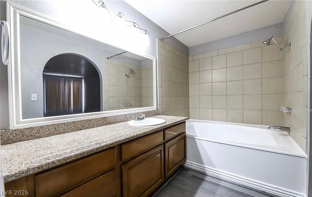 Photo 26 of 33, 2700 N Rainbow Boulevard #2137