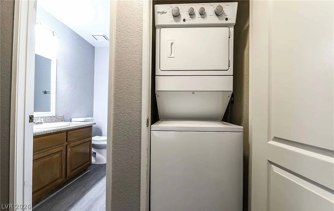 Photo 20 of 33, 2700 N Rainbow Boulevard #2137