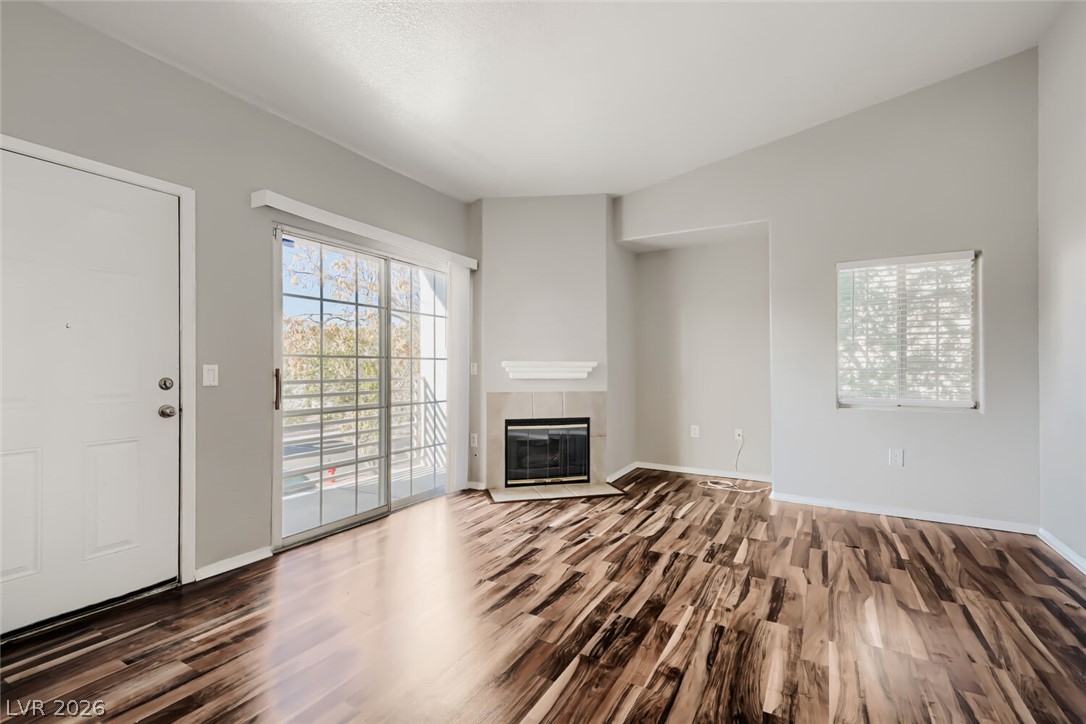 Photo 6 of 29, 3318 N Decatur Boulevard #2121