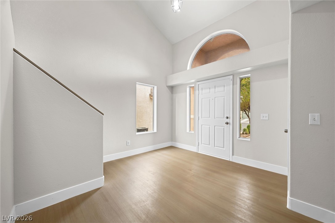Photo 5 of 2650 Whisper Ridge Street
