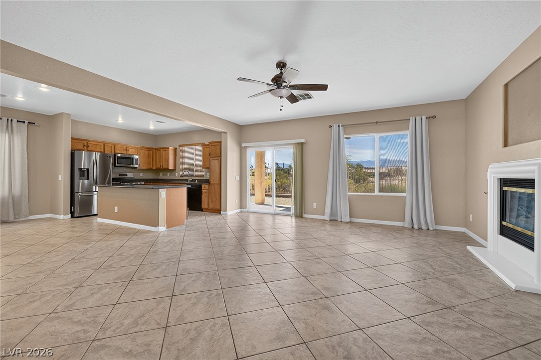 Photo 6 of 39, 8105 Celina Hills Street