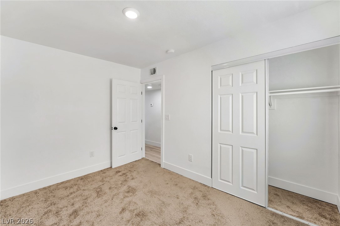 Photo 17 of 32, 724 N 9th Street