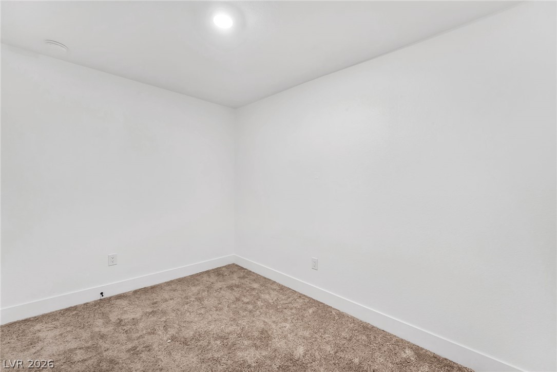 Photo 24 of 32, 724 N 9th Street