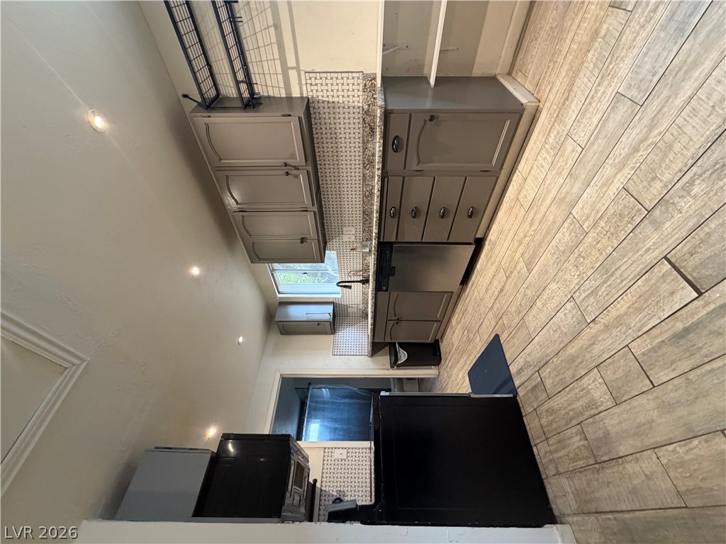 Photo 4 of 1298 Avenue H