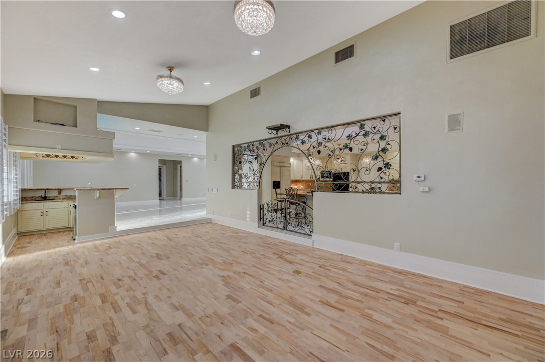 Photo 22 of 96, 6080 Crystal Brook Court