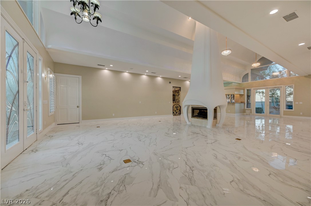 Photo 13 of 96, 6080 Crystal Brook Court