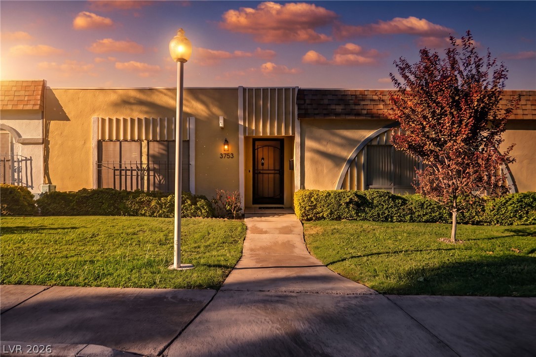 3753 Fairlawn Avenue, Las Vegas 89121