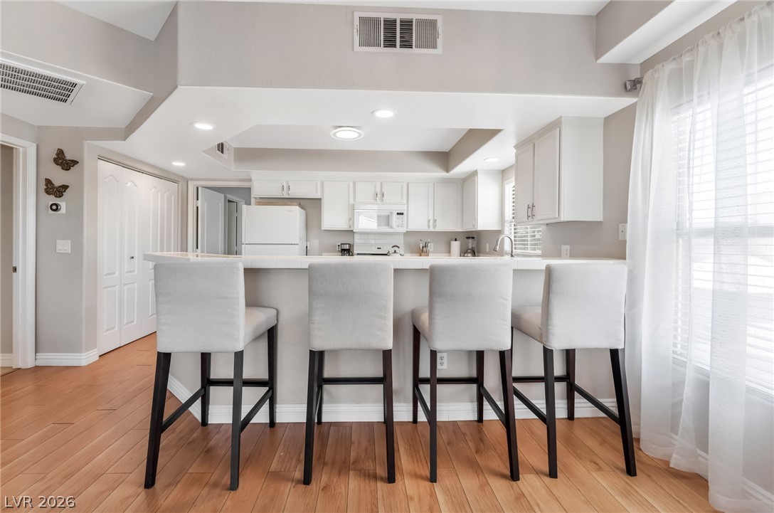 Photo 9 of 29, 3609 Galatea Street #203
