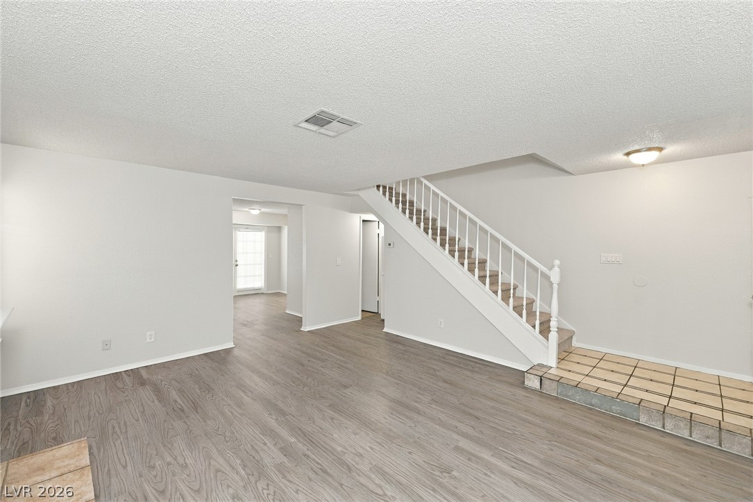 Photo 8 of 27, 378 Tierra Street
