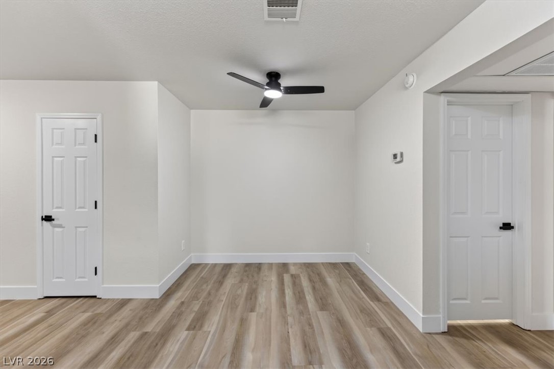 Photo 16 of 31, 2606 S Durango Drive #128