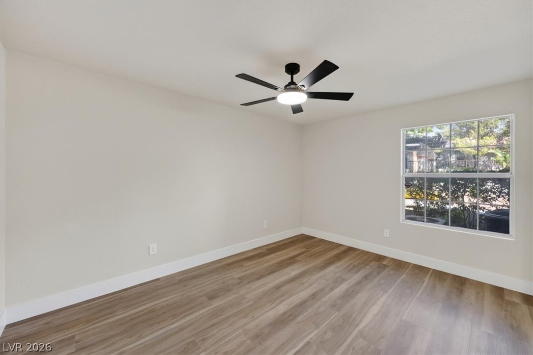 Photo 18 of 31, 2606 S Durango Drive #128