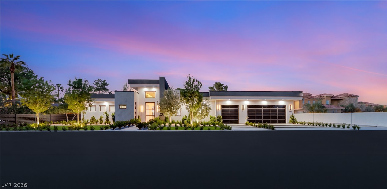 3590 Happy Lane, Las Vegas