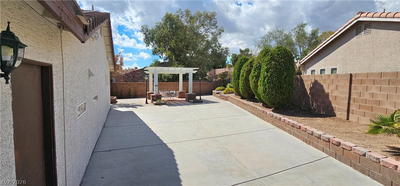 Photo 32 of 38, 8229 Flowing Rapids Court