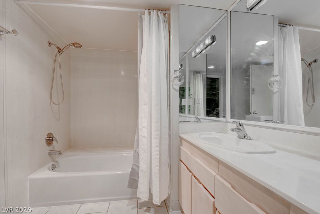 Photo 21 of 38, 3111 Bel Air Drive #3A