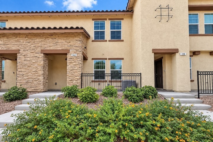 344 Pacific Sparrow Avenue, Henderson 89011
