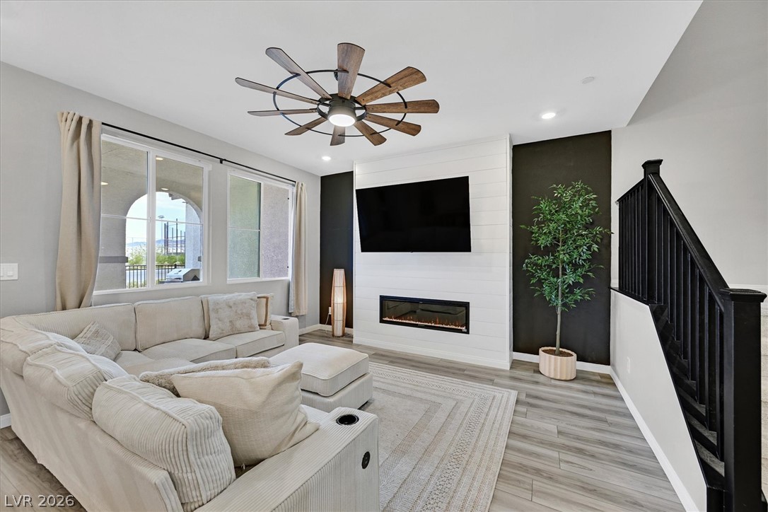Photo 3 of 2759 Abrantes Place