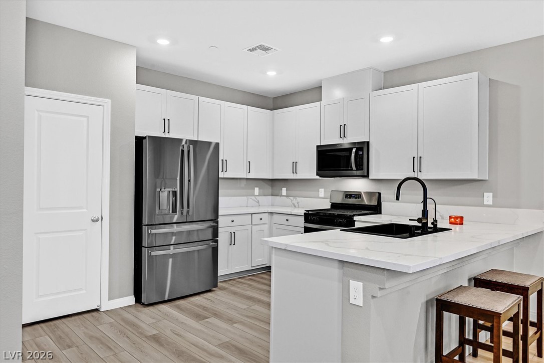 Photo 8 of 31, 2759 Abrantes Place