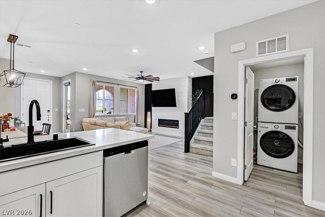 Photo 10 of 31, 2759 Abrantes Place