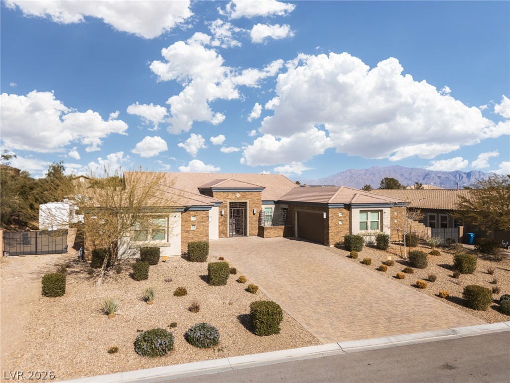 10320 Mystic Ledge Court, Las Vegas 89149