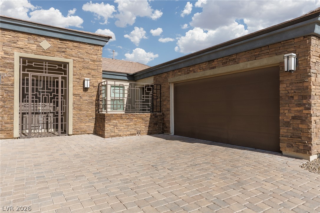 Photo 7 of 76, 10320 Mystic Ledge Court