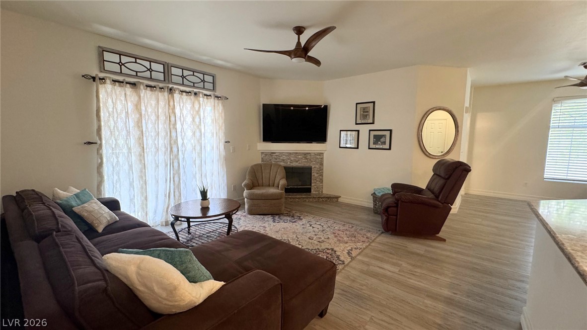 Photo 7 of 40, 8304 Apple Glaze Avenue #203