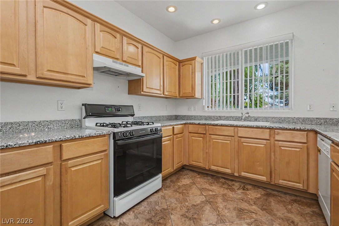 Photo 9 of 36, 8753 Reef Island Court