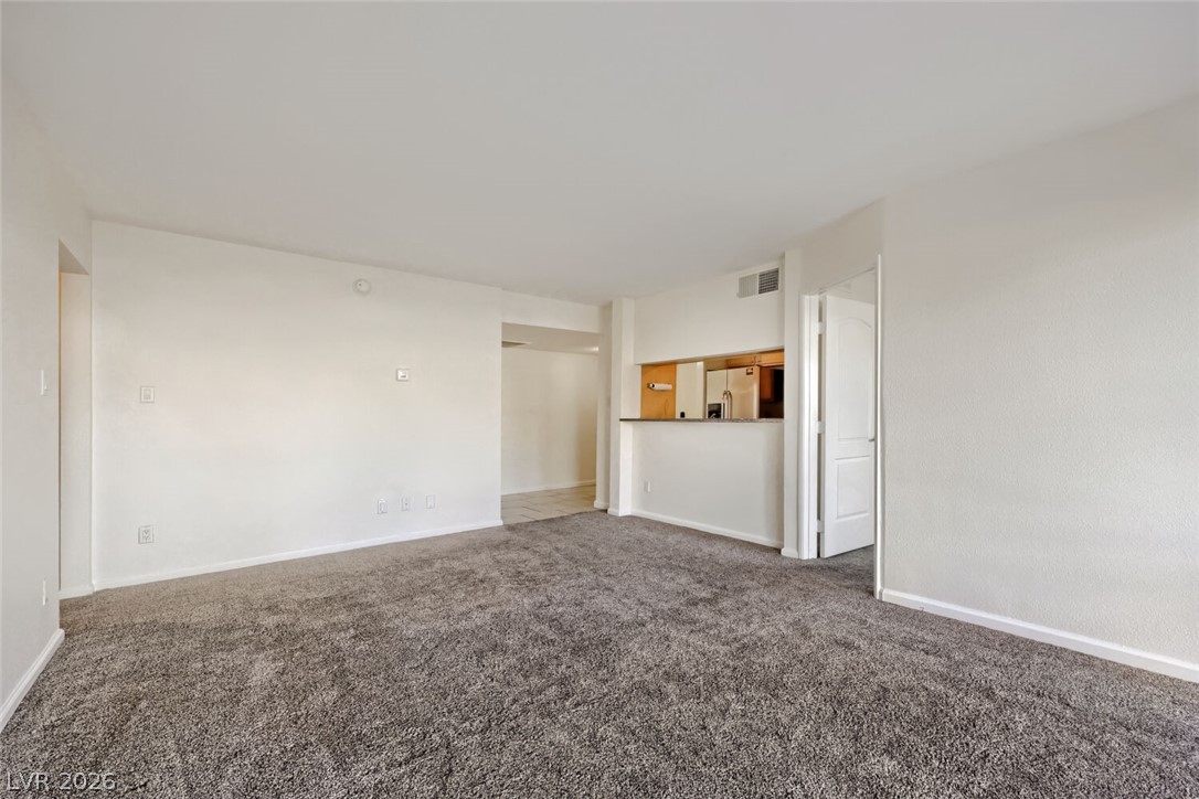 Photo 5 of 769 Oakmont Avenue #403