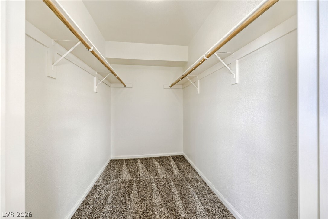 Photo 13 of 23, 769 Oakmont Avenue #403