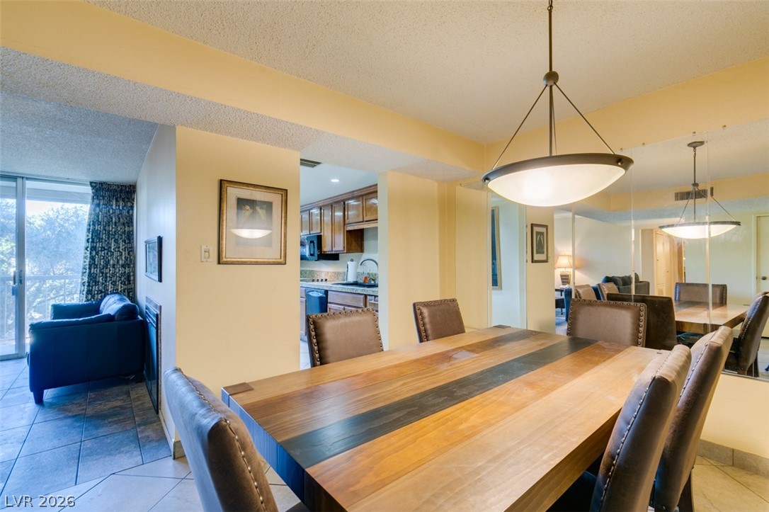 Photo 27 of 43, 730 S Royal Crest Circle #426