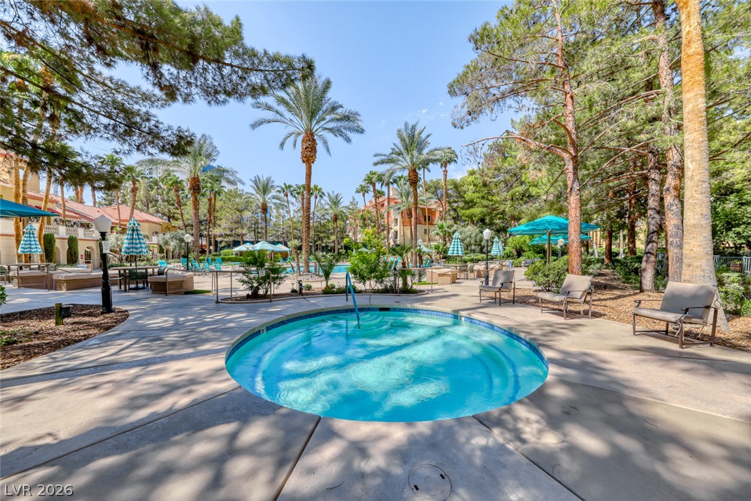 Photo 39 of 59, 210 E Flamingo Road #112