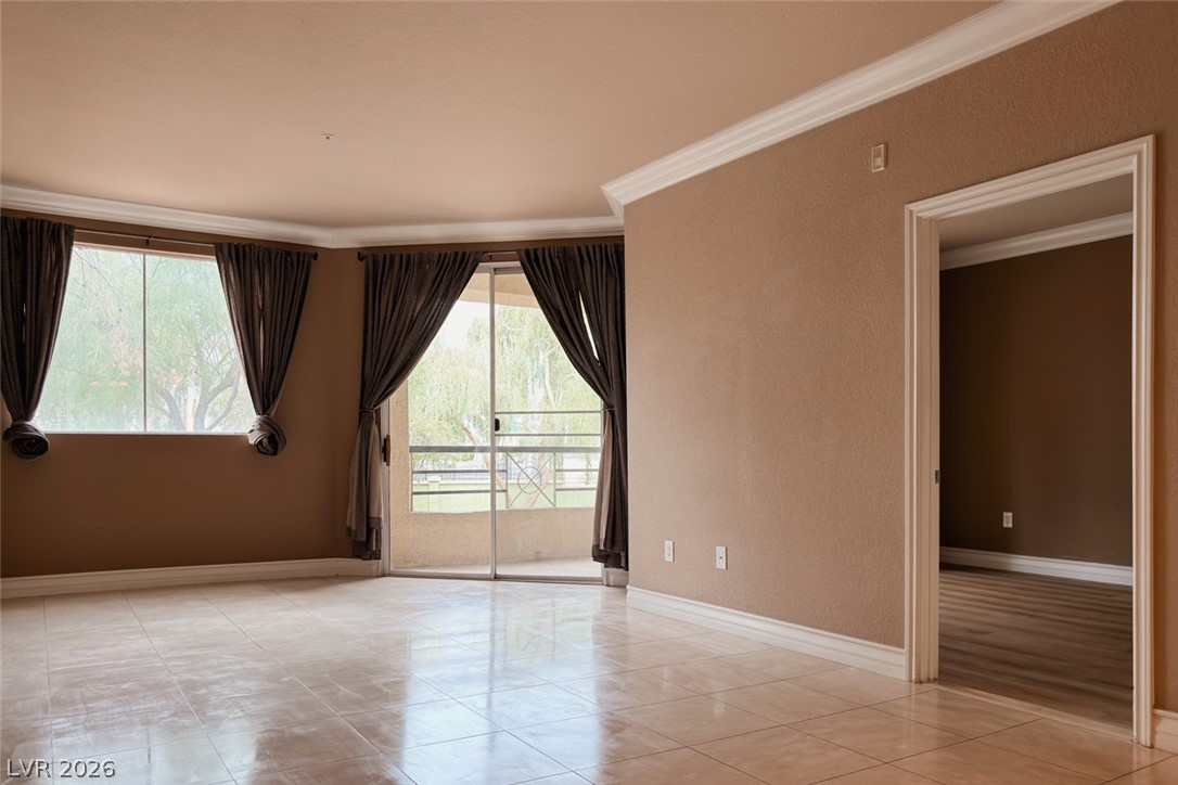 Photo 4 of 210 E Flamingo Road #112