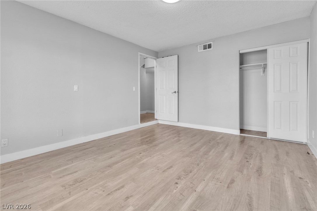Photo 11 of 38, 3907 Ebro Way