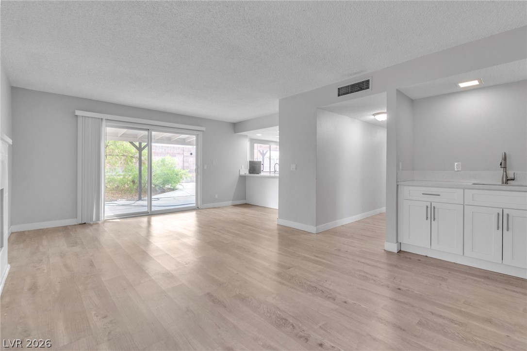 Photo 14 of 38, 3907 Ebro Way