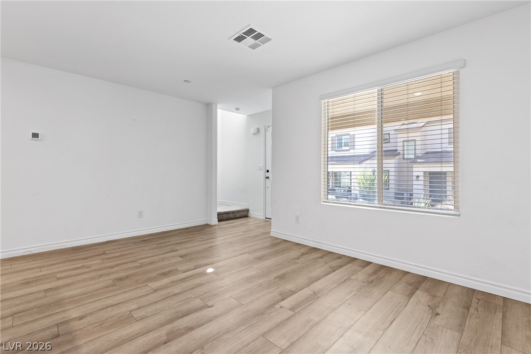 Photo 7 of 33, 10773 Ditchburn Court