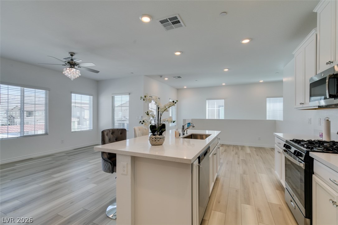 7312 N Decatur Boulevard #6, North Las Vegas 89131