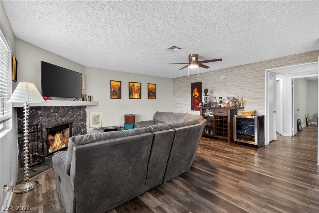 Photo 7 of 28, 1341 Pinto Rock Lane #202