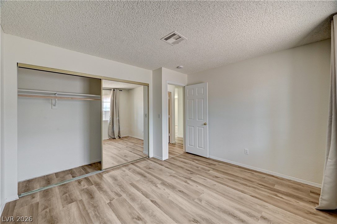 Photo 15 of 25, 2040 Willowbury Drive #C