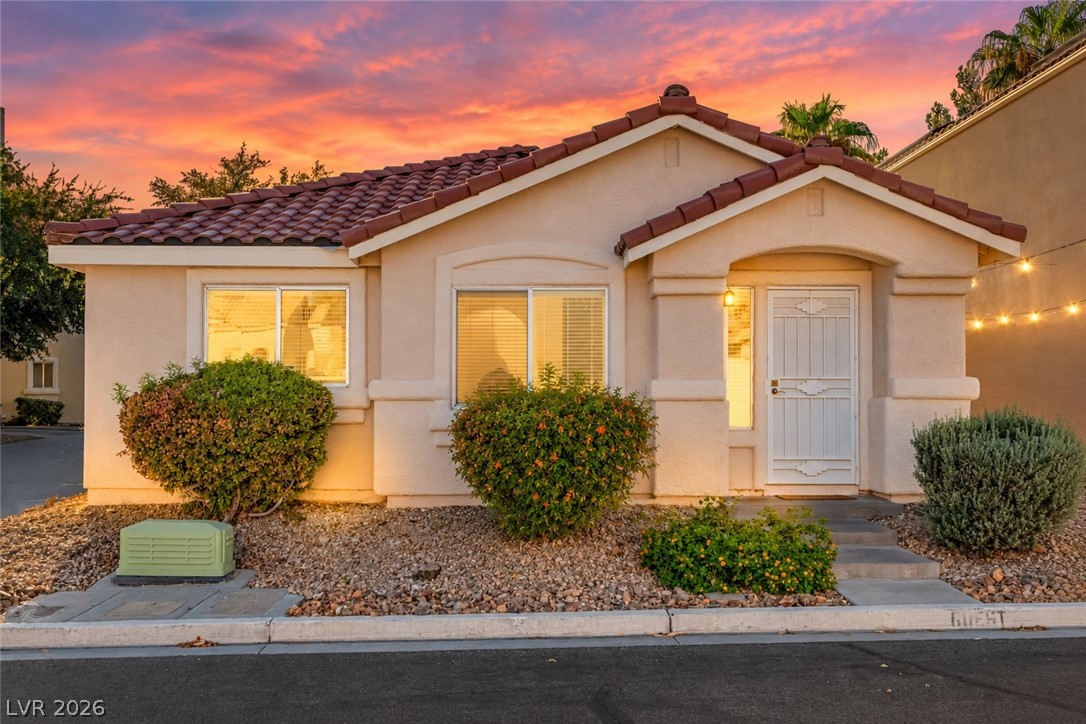 2433 Cliffwood Drive, Henderson 89074