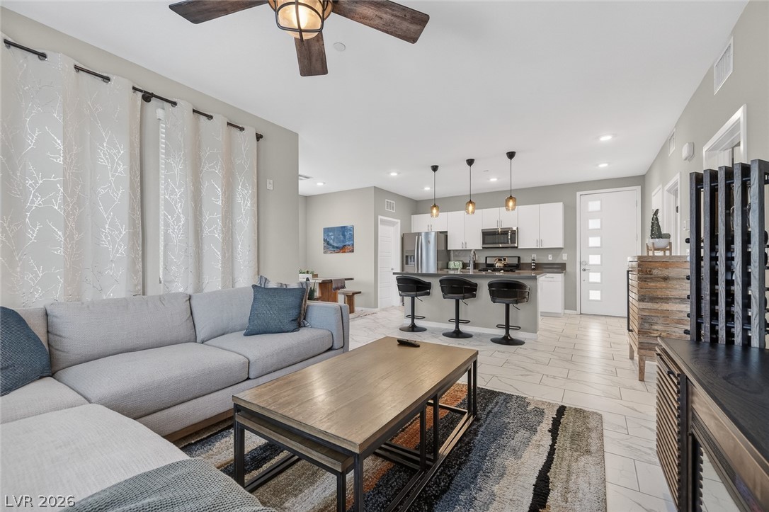 Photo 20 of 53, 11256 Rainbow Peak Avenue #208
