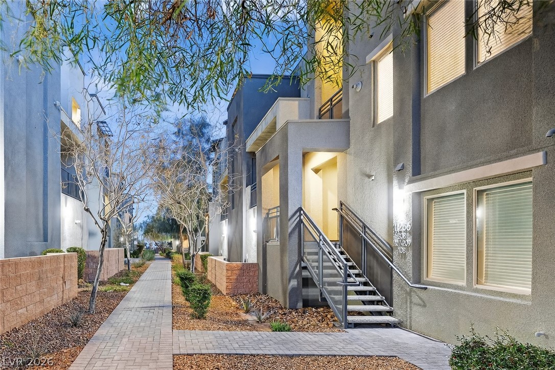 Photo 31 of 53, 11256 Rainbow Peak Avenue #208