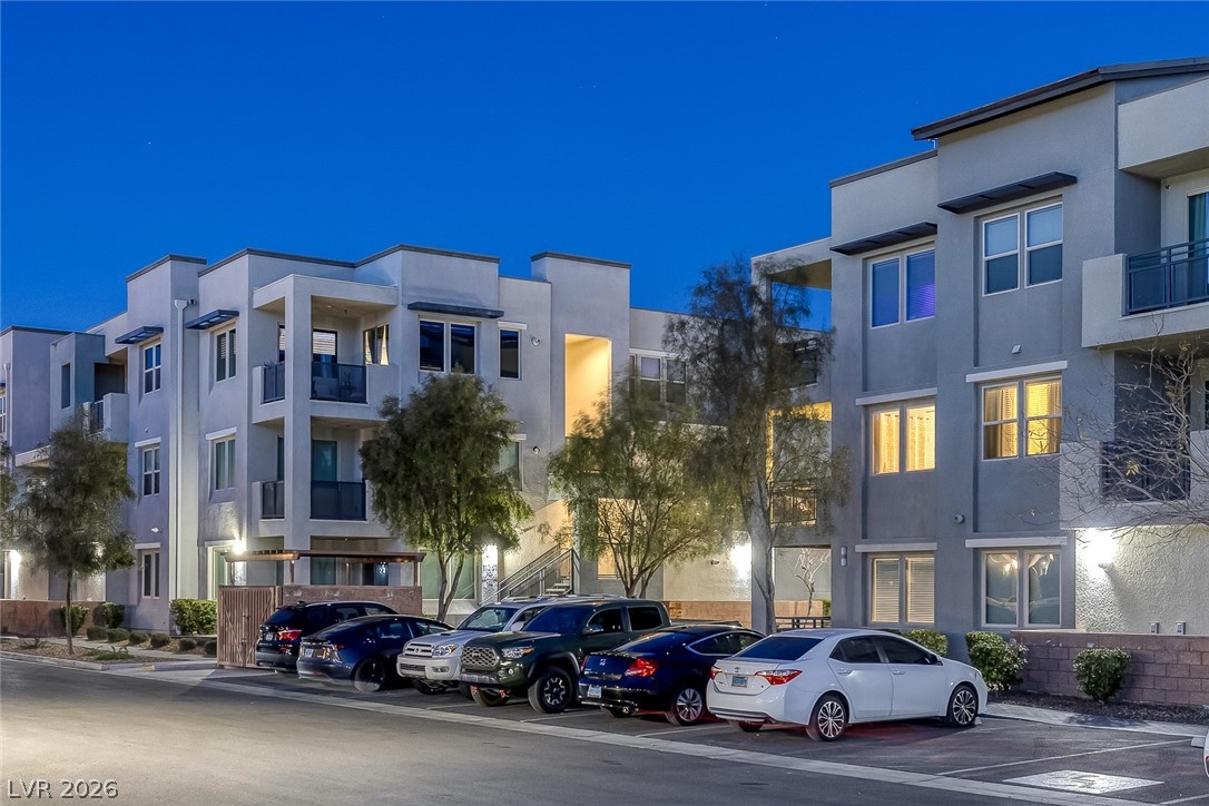 Photo 32 of 53, 11256 Rainbow Peak Avenue #208